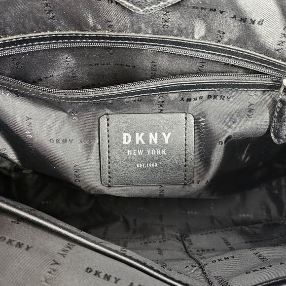DKNY BOND NORTH SOUTH TOTE BAG — BLACK/WHITE • STYLE R94BZF35 • NEW WITH TAGS - Picture 8 of 13